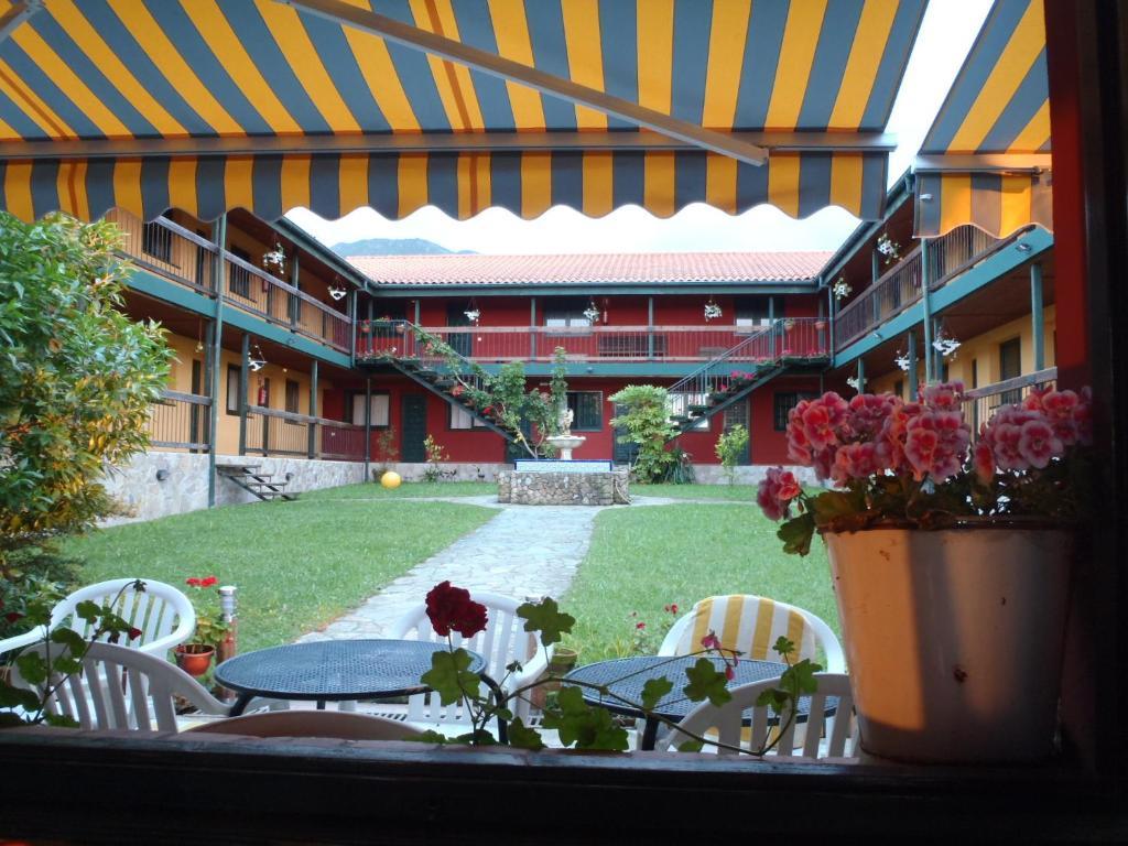 Aldea Del Trasgu Hotel Cuerres Exterior photo